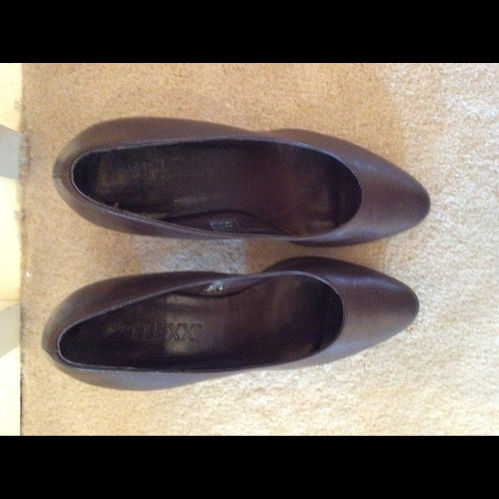 Women’s Brown Heels